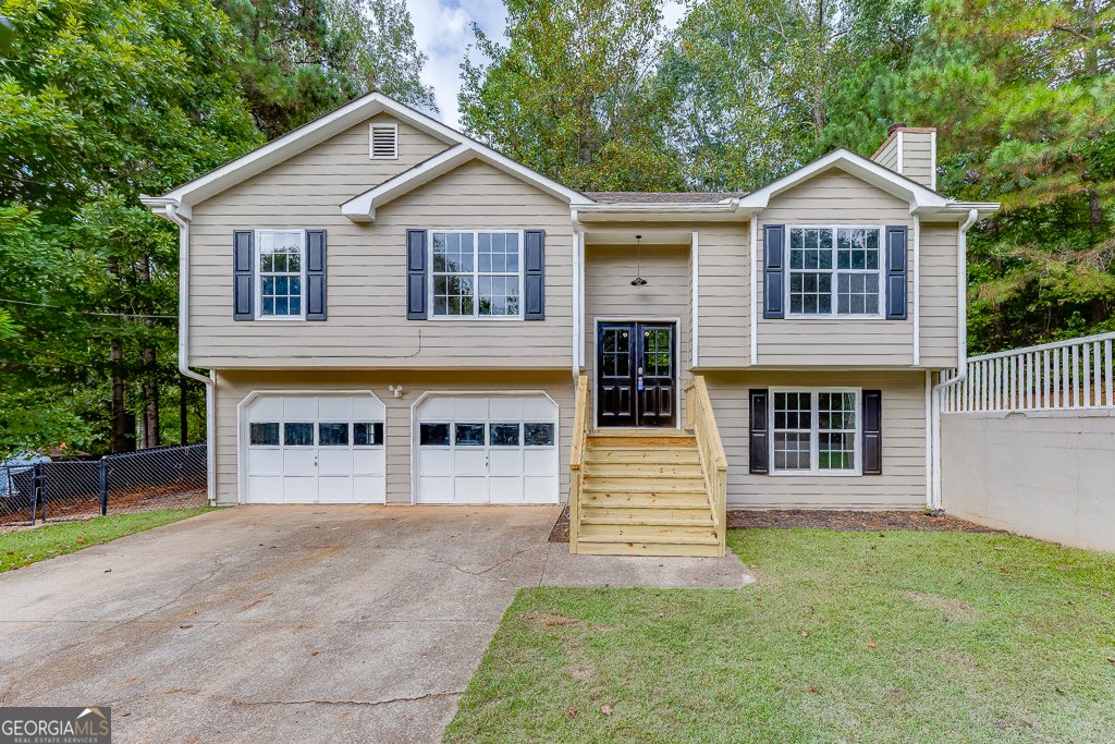 5311 Redfield Way Flowery Branch - 1
