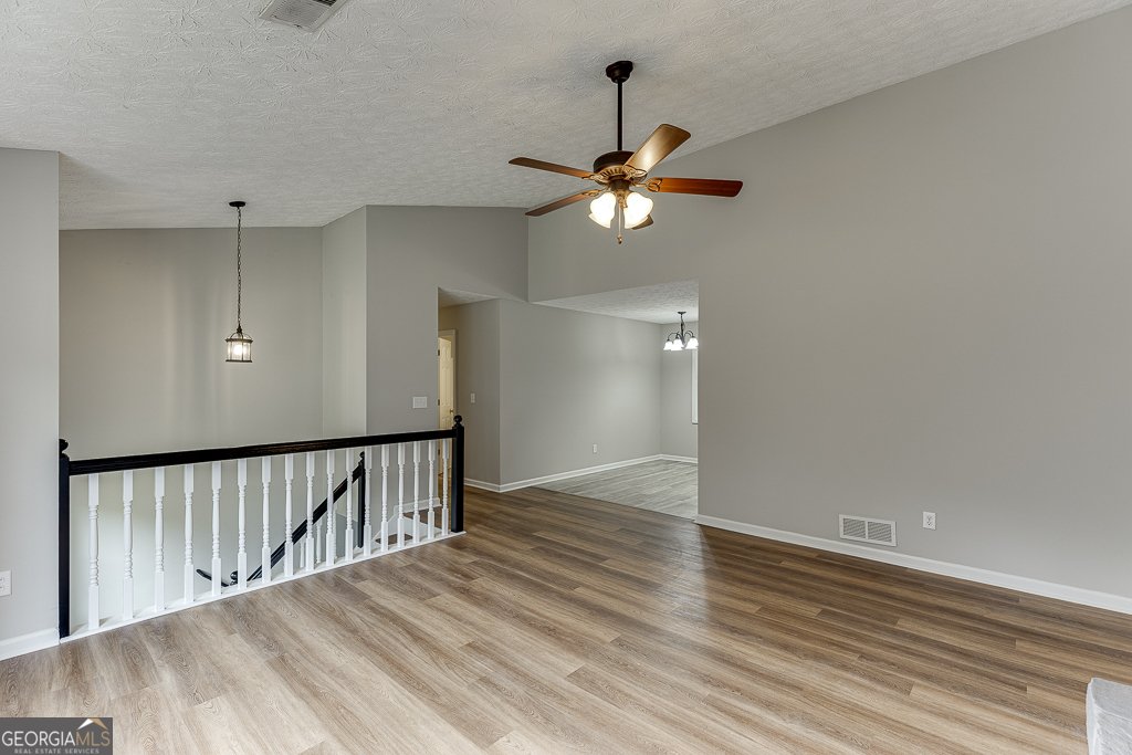 5311 Redfield Way Flowery Branch - 10