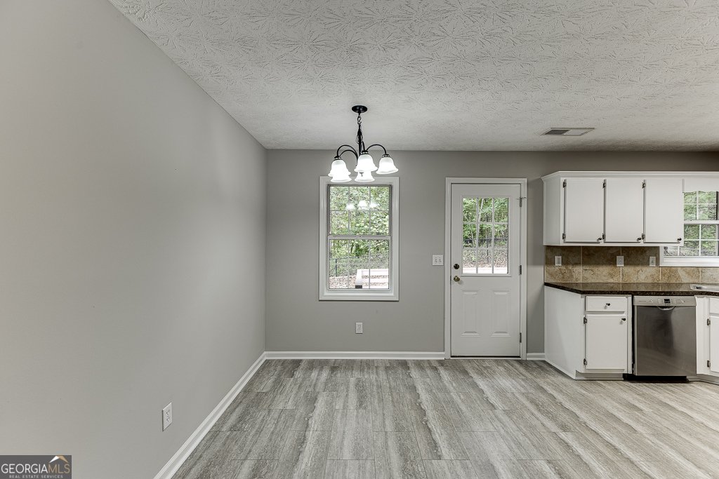5311 Redfield Way Flowery Branch - 11