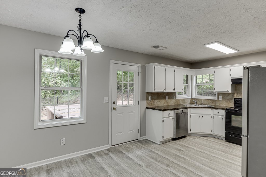5311 Redfield Way Flowery Branch - 12