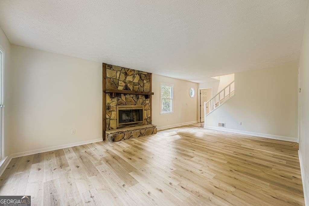 2295 Inverwood Drive Acworth - 1