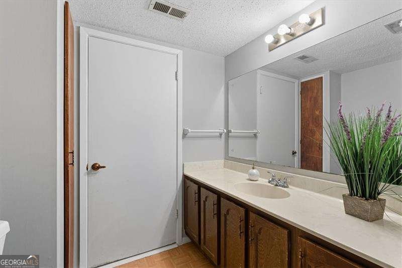 713 Garden View Drive Stone Mountain - 12