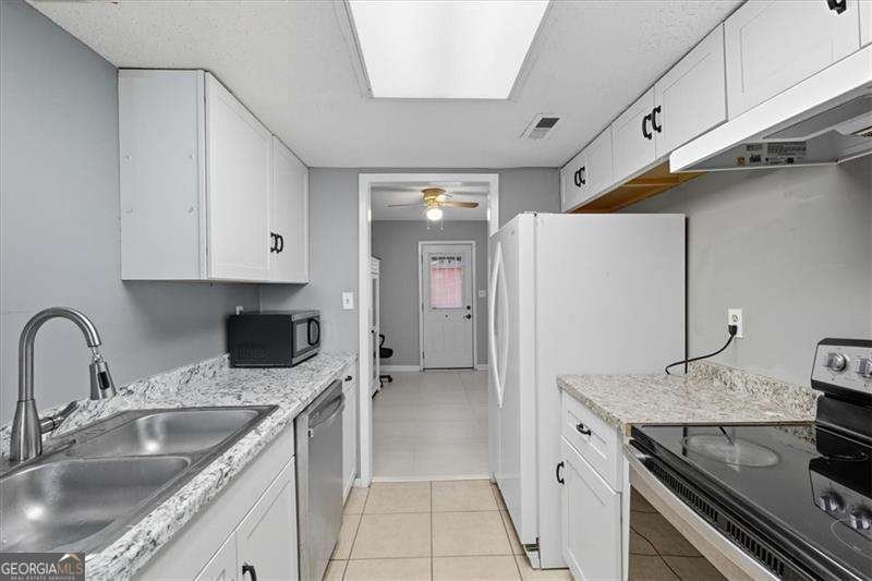 713 Garden View Drive Stone Mountain - 8