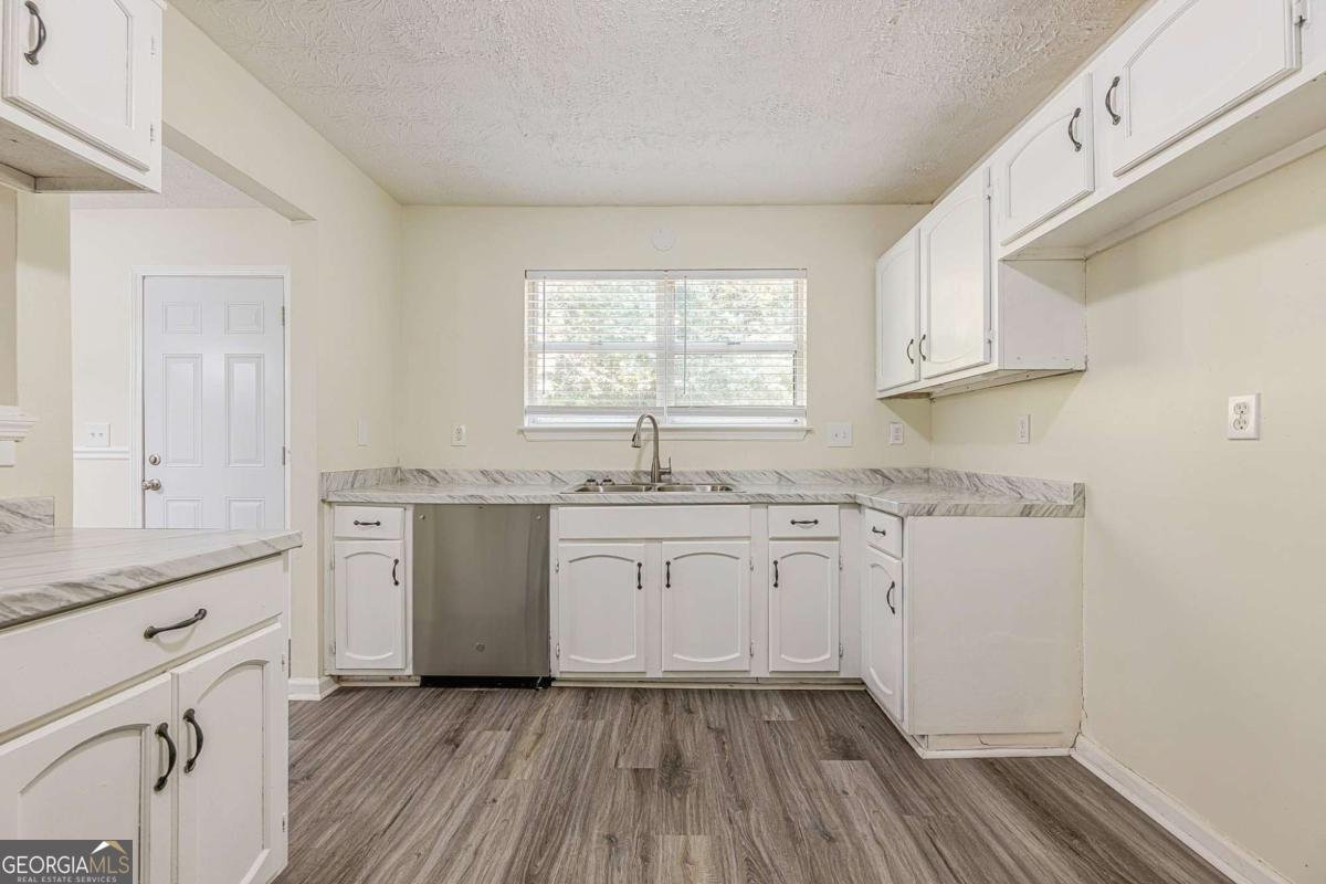 707 Greenhedge Drive Stone Mountain - 19