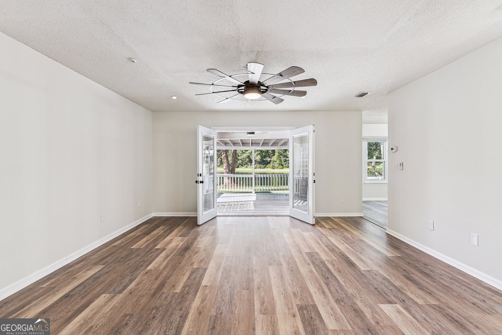 142 Hamilton Drive St. Marys - 18
