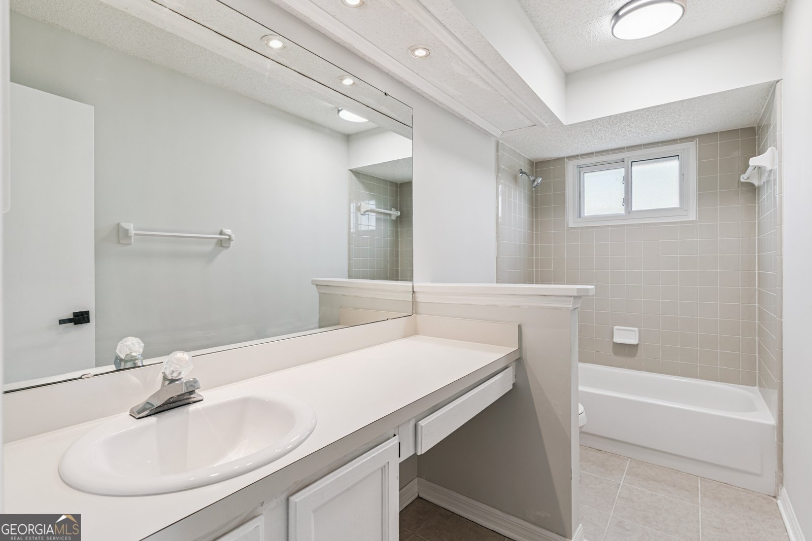 142 Hamilton Drive St. Marys - 26