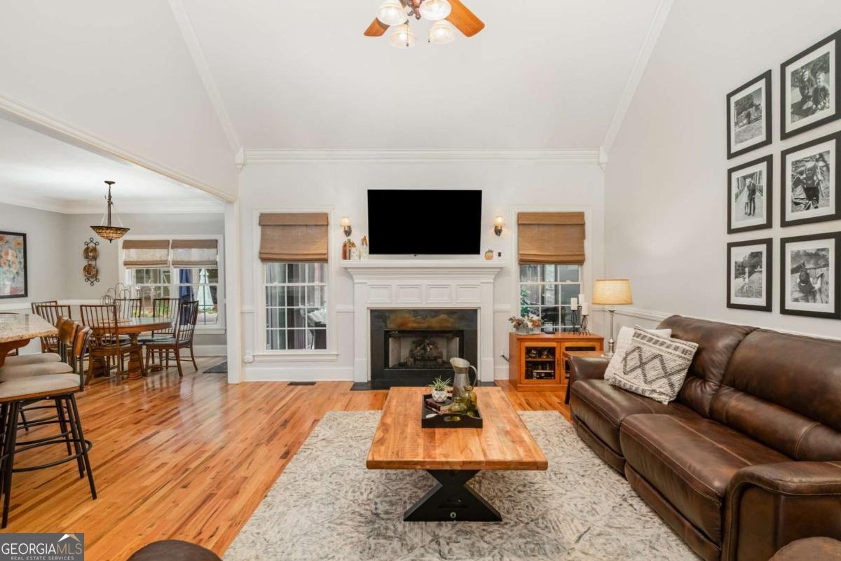1201 Dove Creek Circle Winder - 12