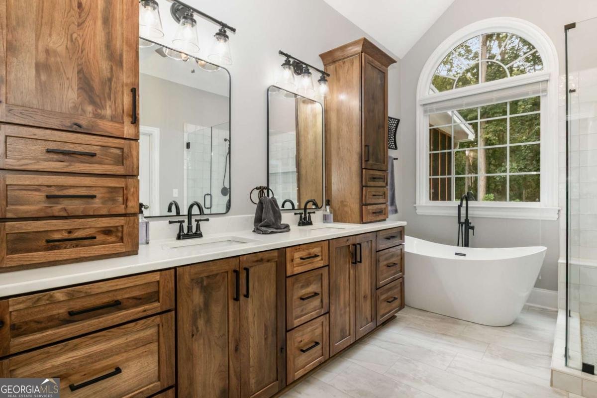 1201 Dove Creek Circle Winder - 24