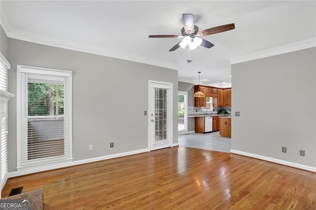 3935 Gallant Fox Court Duluth - 12