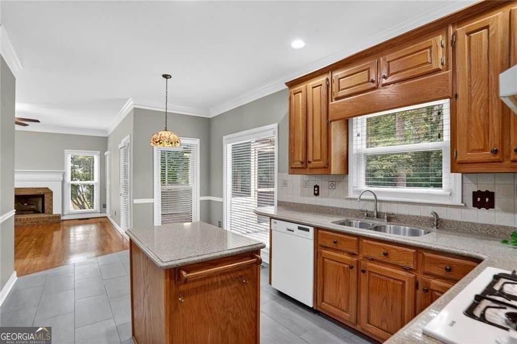 3935 Gallant Fox Court Duluth - 14