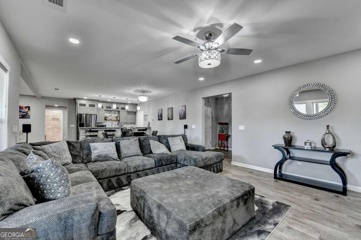 4131 Oxcliffe Grove Suwanee - 4