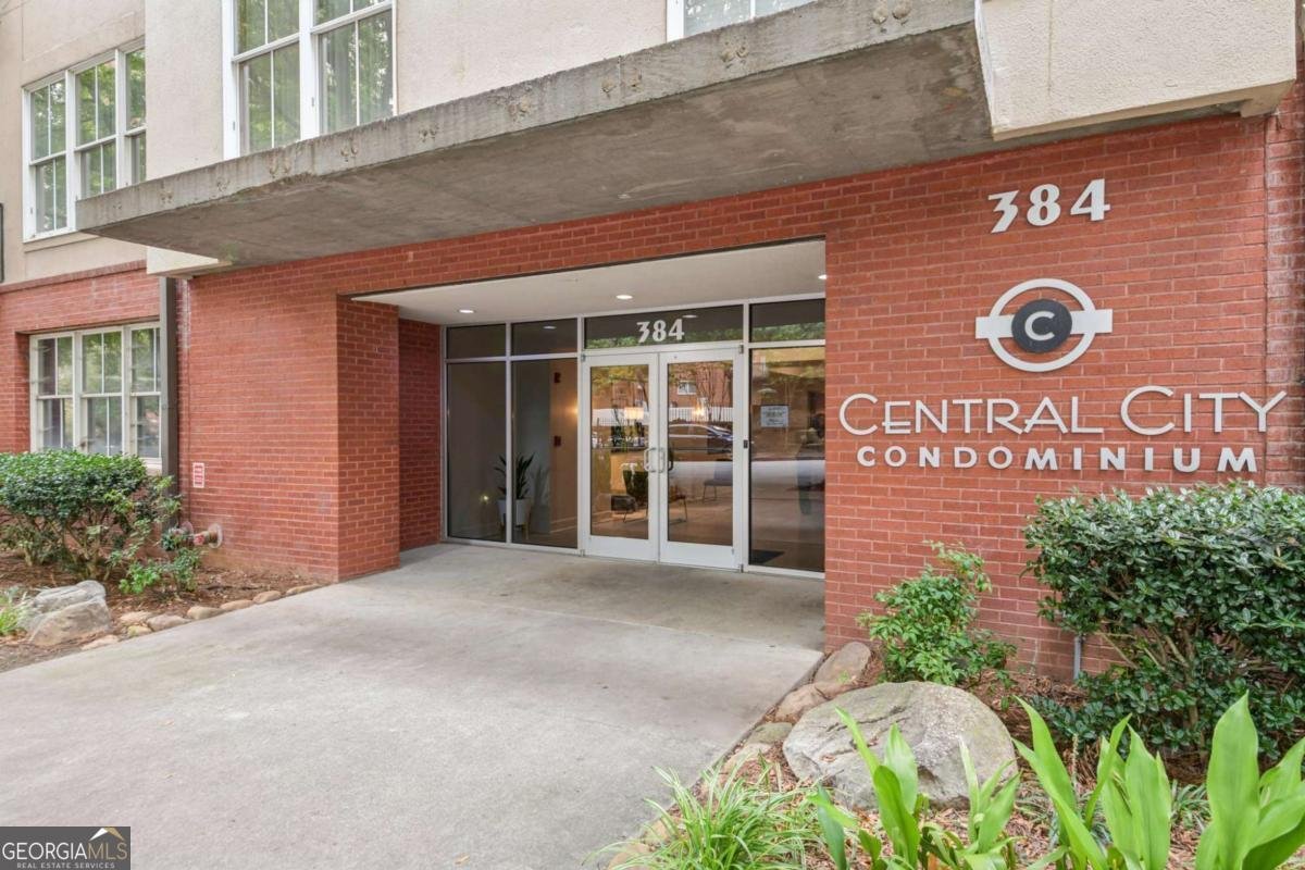 384 Ralph Mcgill Boulevard Atlanta - 24