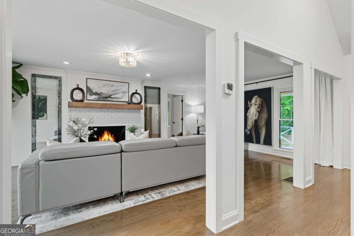 4440 Webb Bridge Road Alpharetta - 36