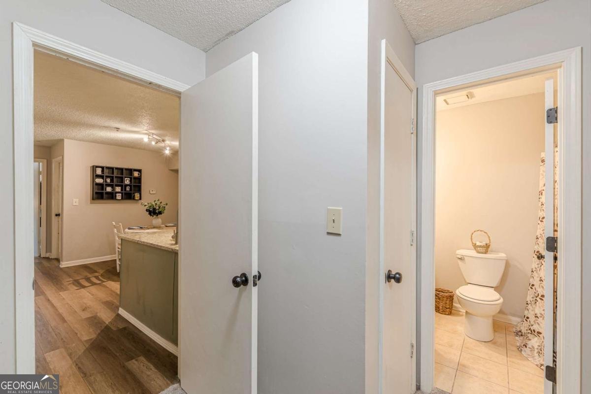 215 Cobblestone Trail Avondale Estates - 21