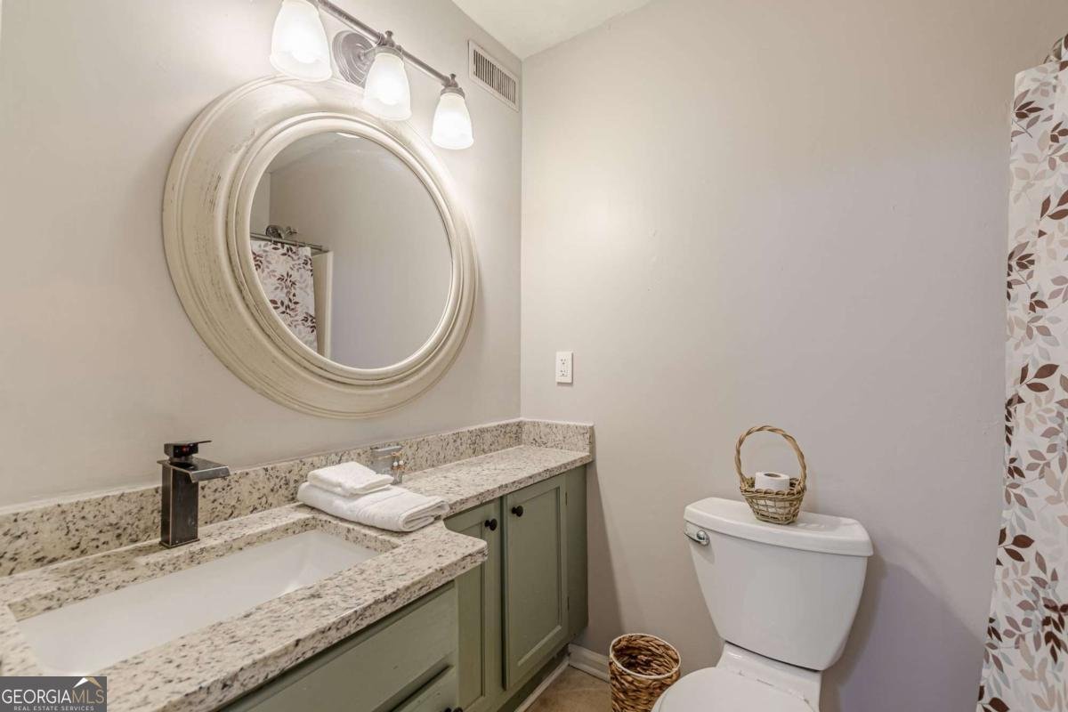 215 Cobblestone Trail Avondale Estates - 23