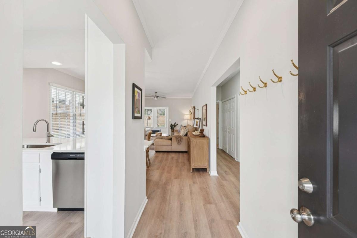 178 Victoria Way Roswell - 1