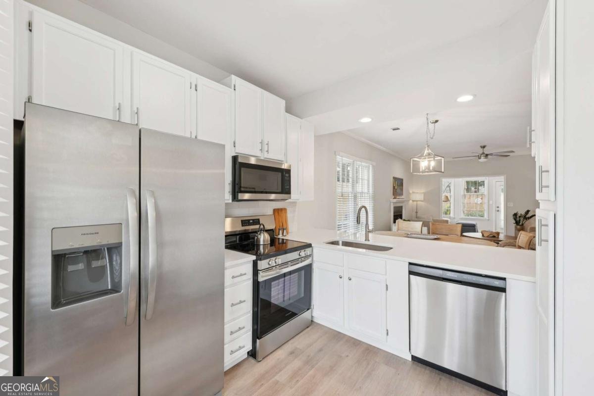 178 Victoria Way Roswell - 14