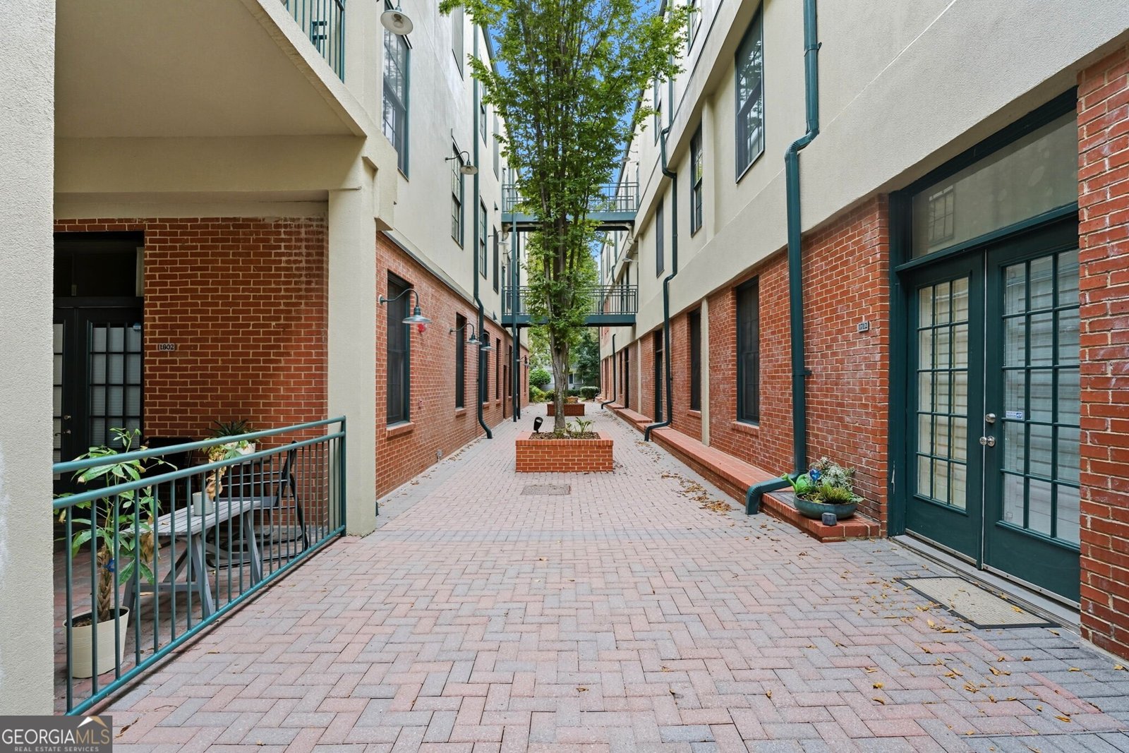 1727 Liberty Lane Roswell - 34
