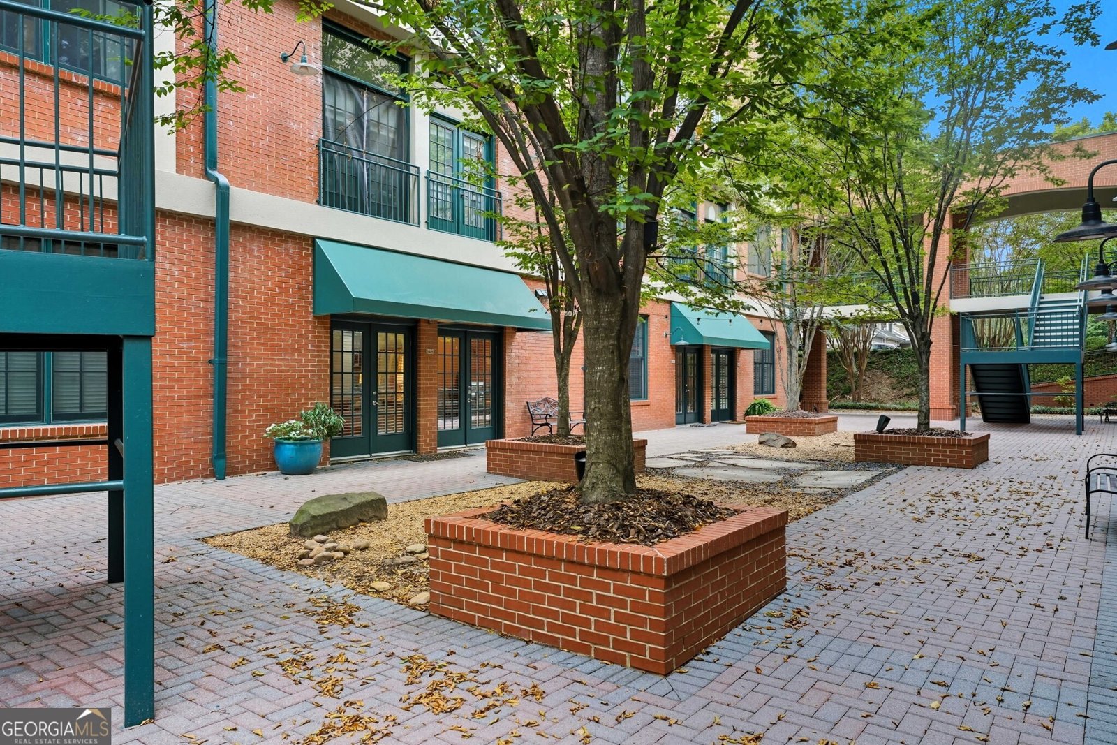 1727 Liberty Lane Roswell - 35