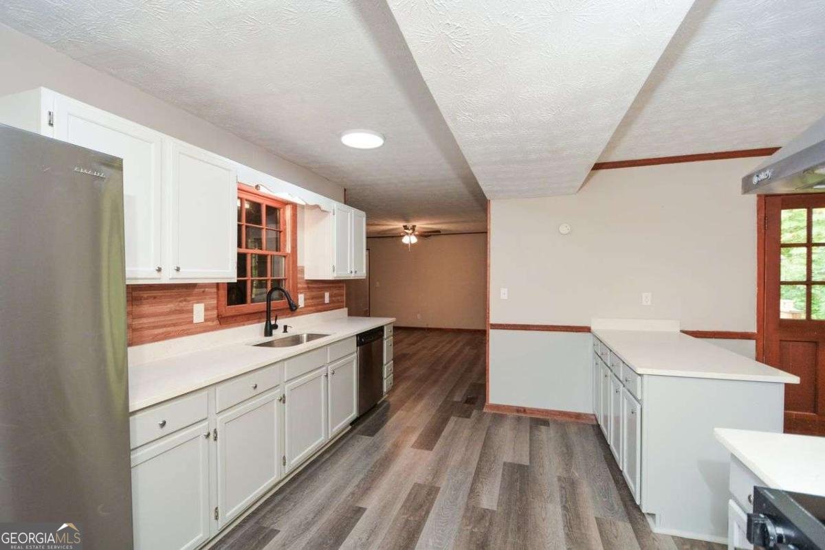 4800 TIMBER RIDGE Drive Douglasville - 18