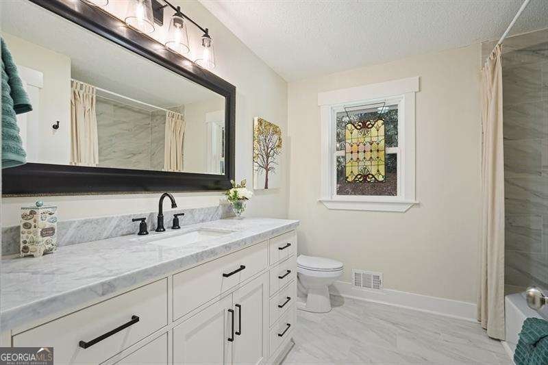 223 JOHNSON Drive Canton - 24