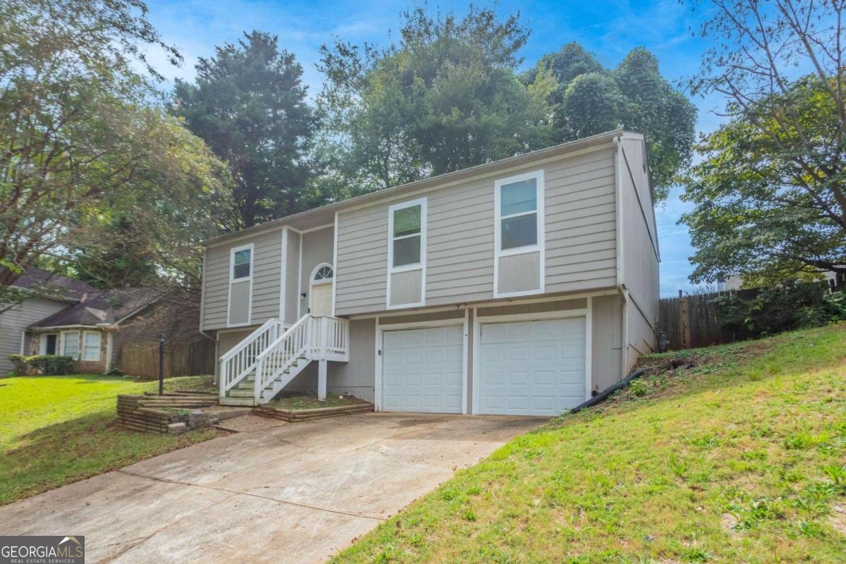 1821 Hickory Creek Court Acworth - 1