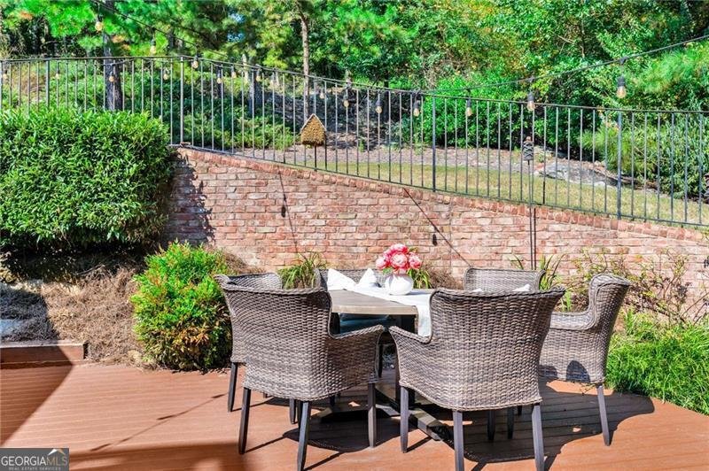 5105 Harbury Lane Suwanee - 10