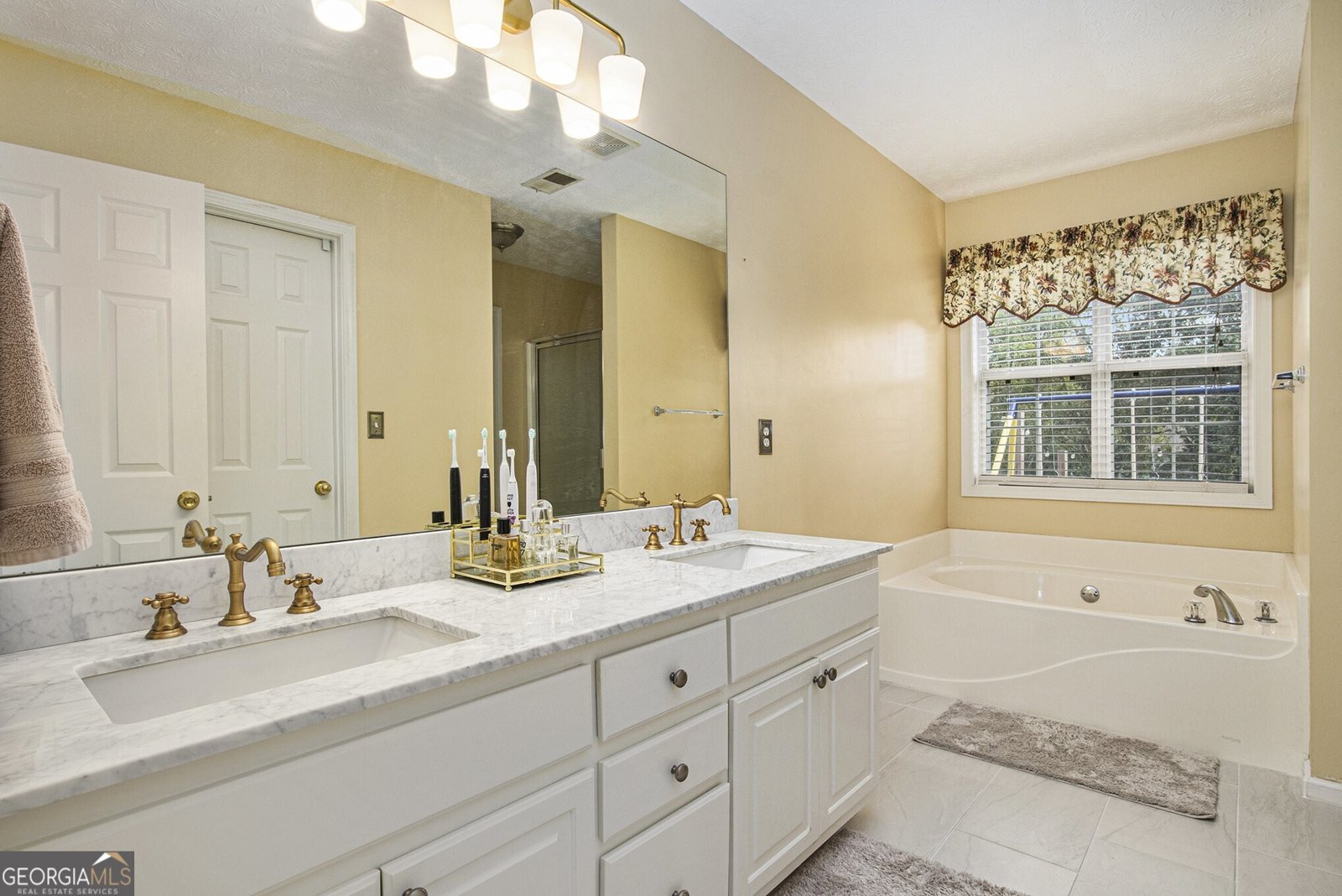 3685 Arden Creek Court Bethlehem - 5