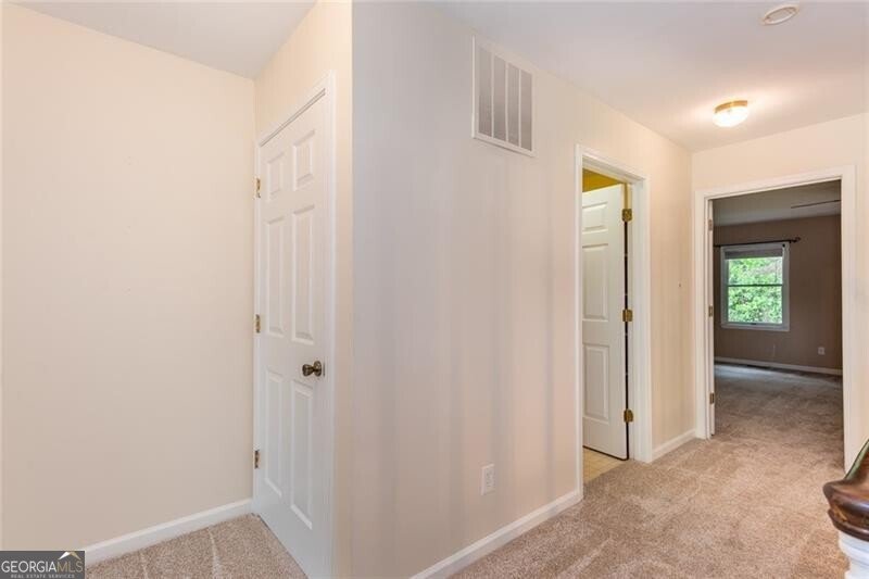 4590 VILLAGE OAKS Circle Dunwoody - 19