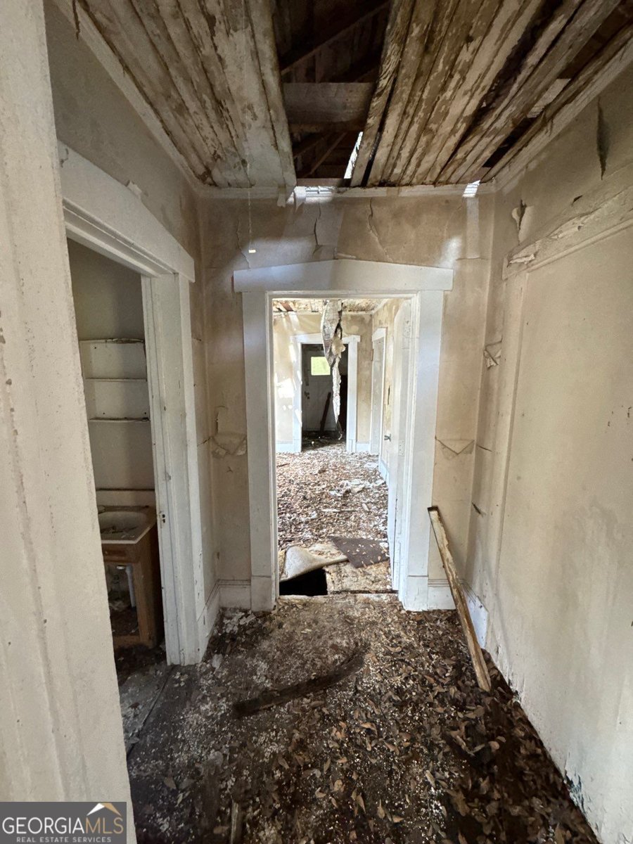 725 Saint James Avenue Macon - 13