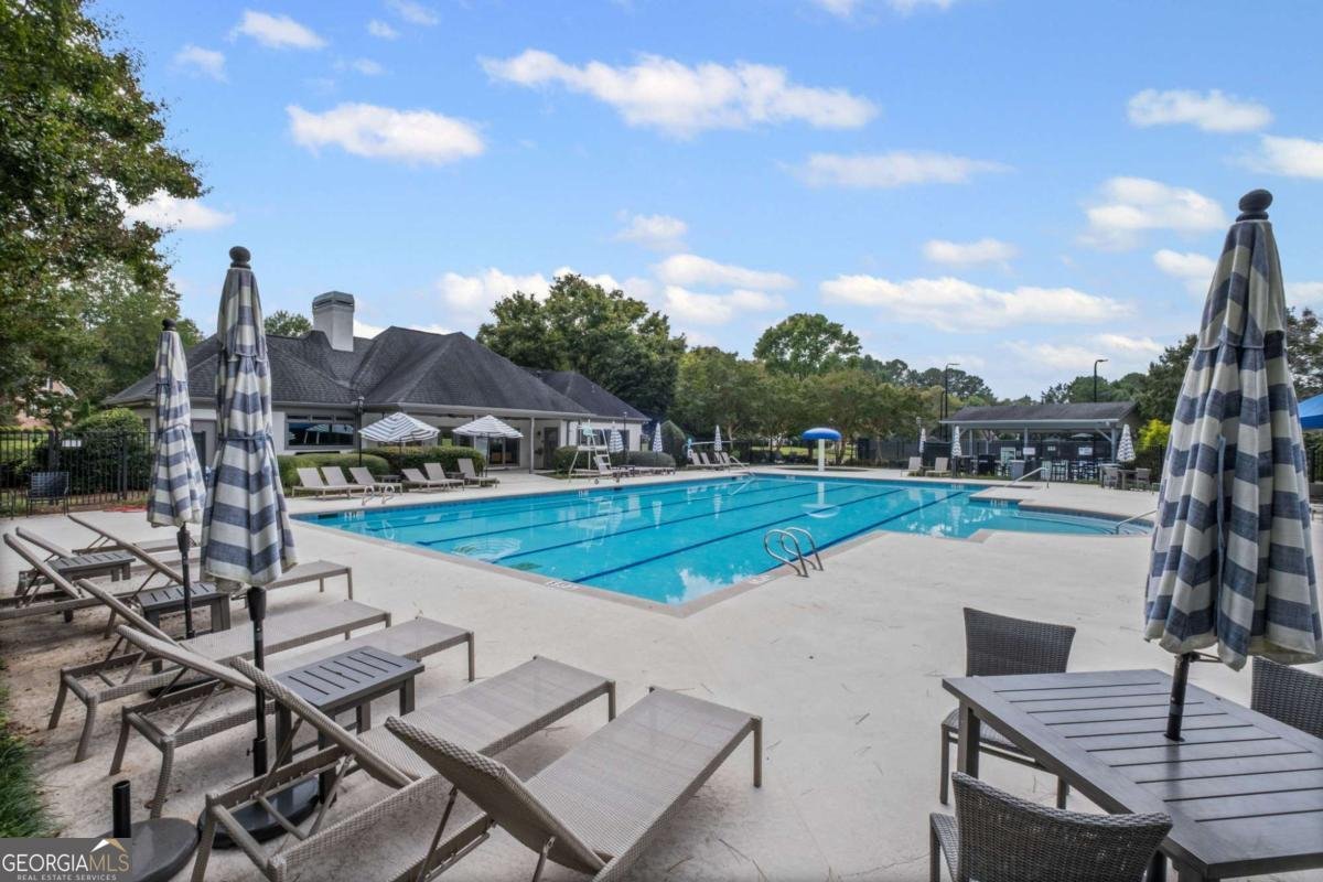 850 Heathland Court Roswell - 7