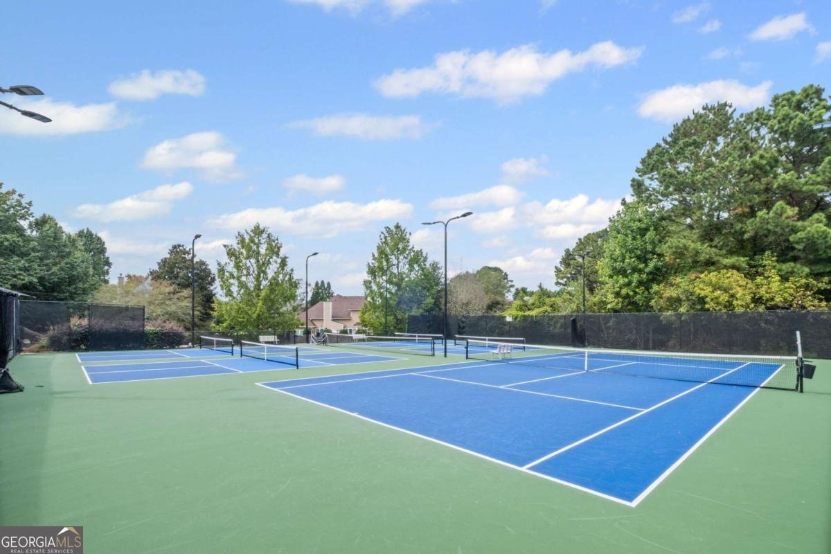 850 Heathland Court Roswell - 9