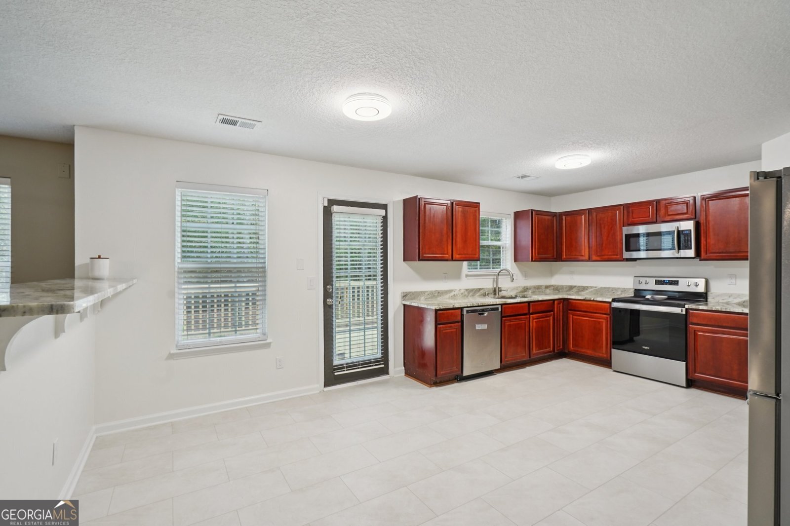 363 Cobblestone Court Hampton - 11