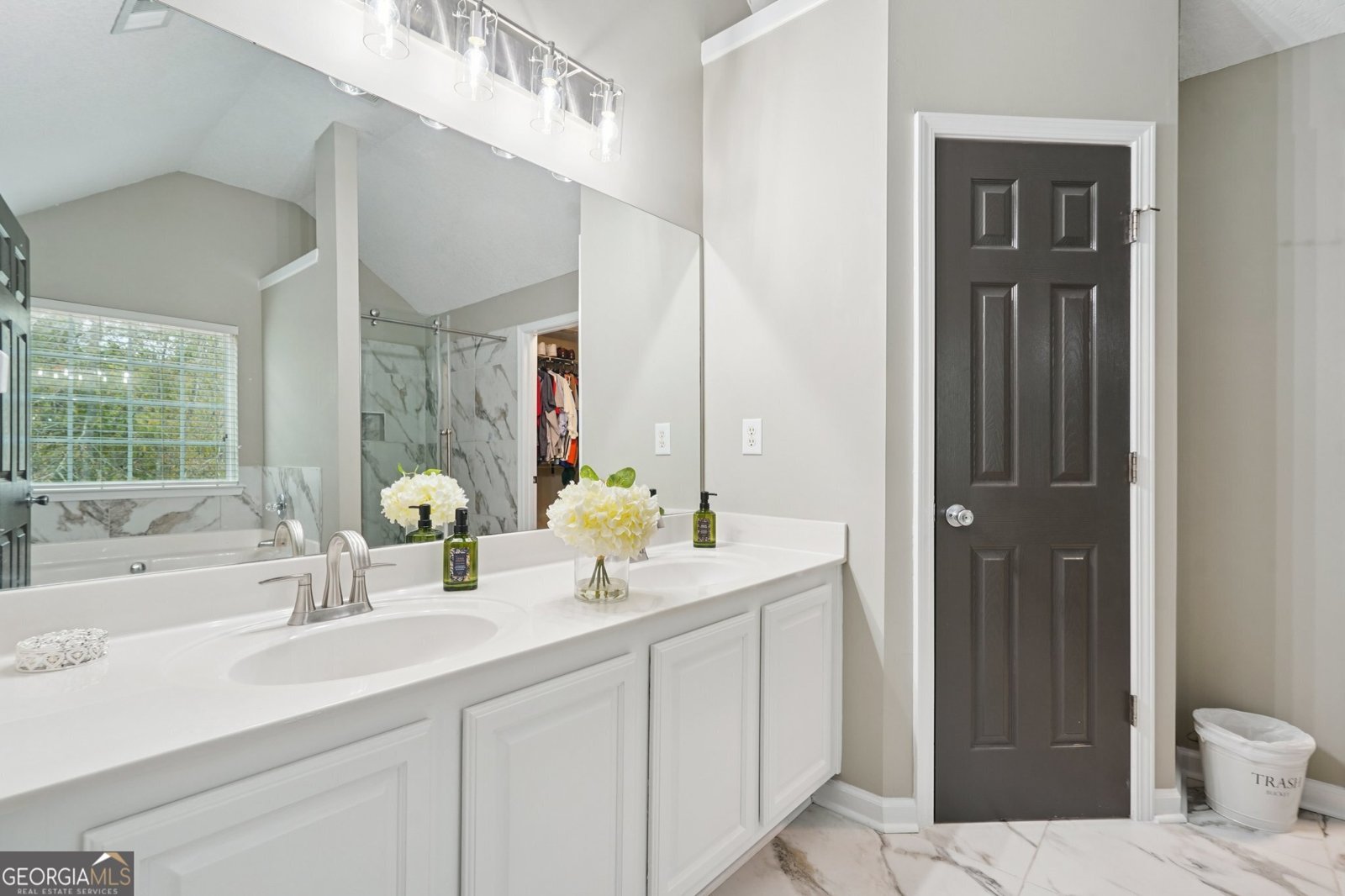 363 Cobblestone Court Hampton - 28