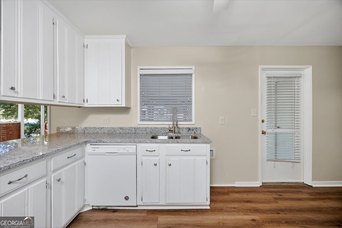 4693 Twin Oak Drive Macon - 16