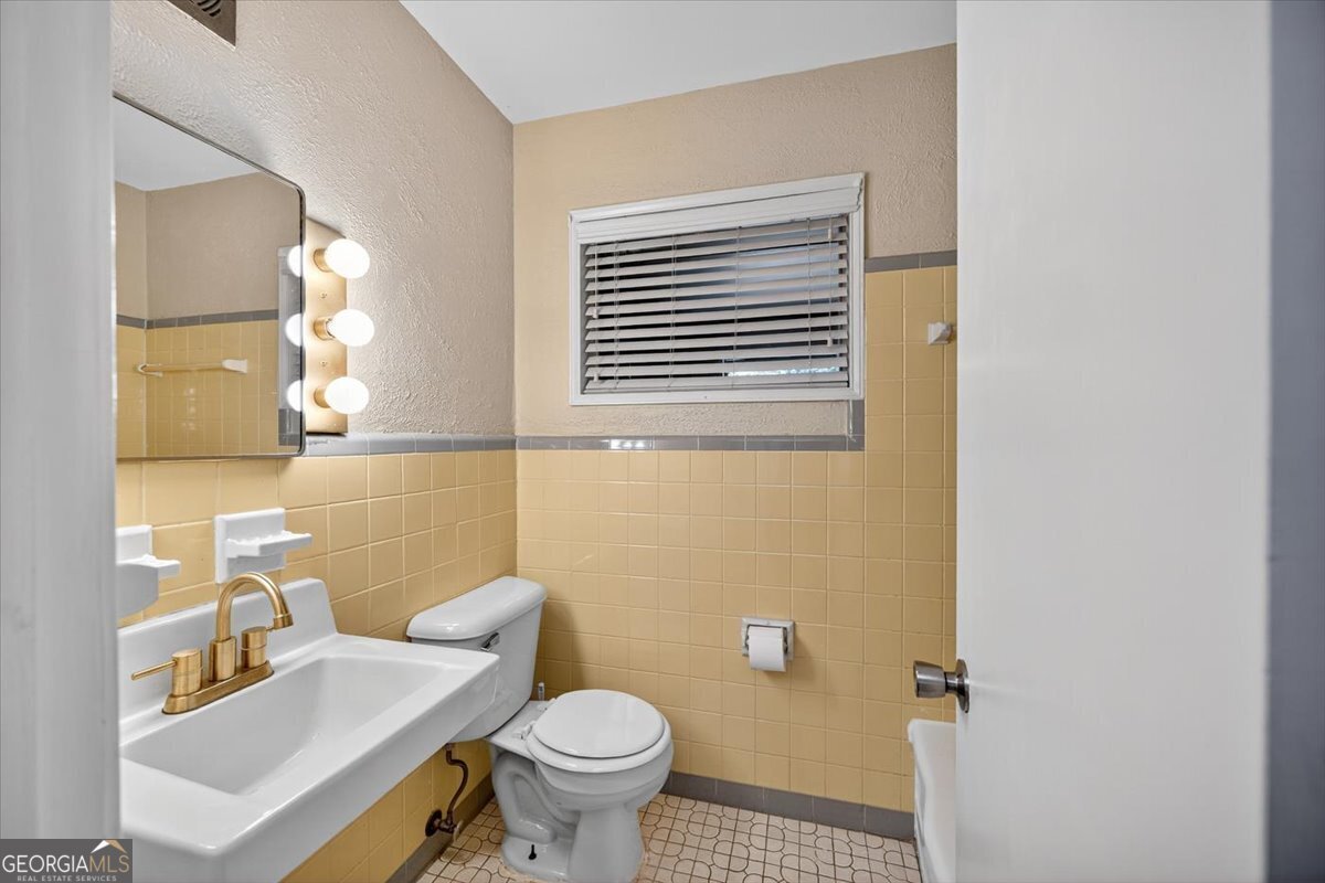 4693 Twin Oak Drive Macon - 20