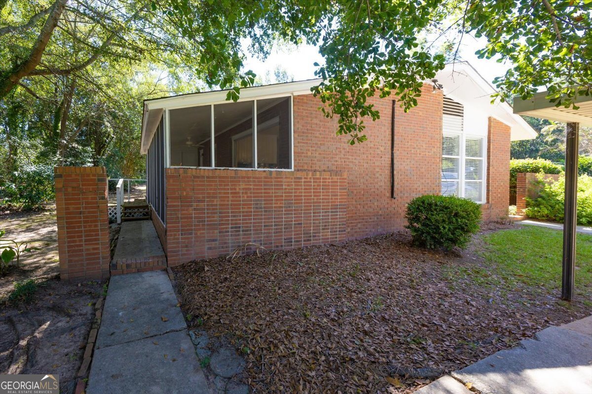 4693 Twin Oak Drive Macon - 31