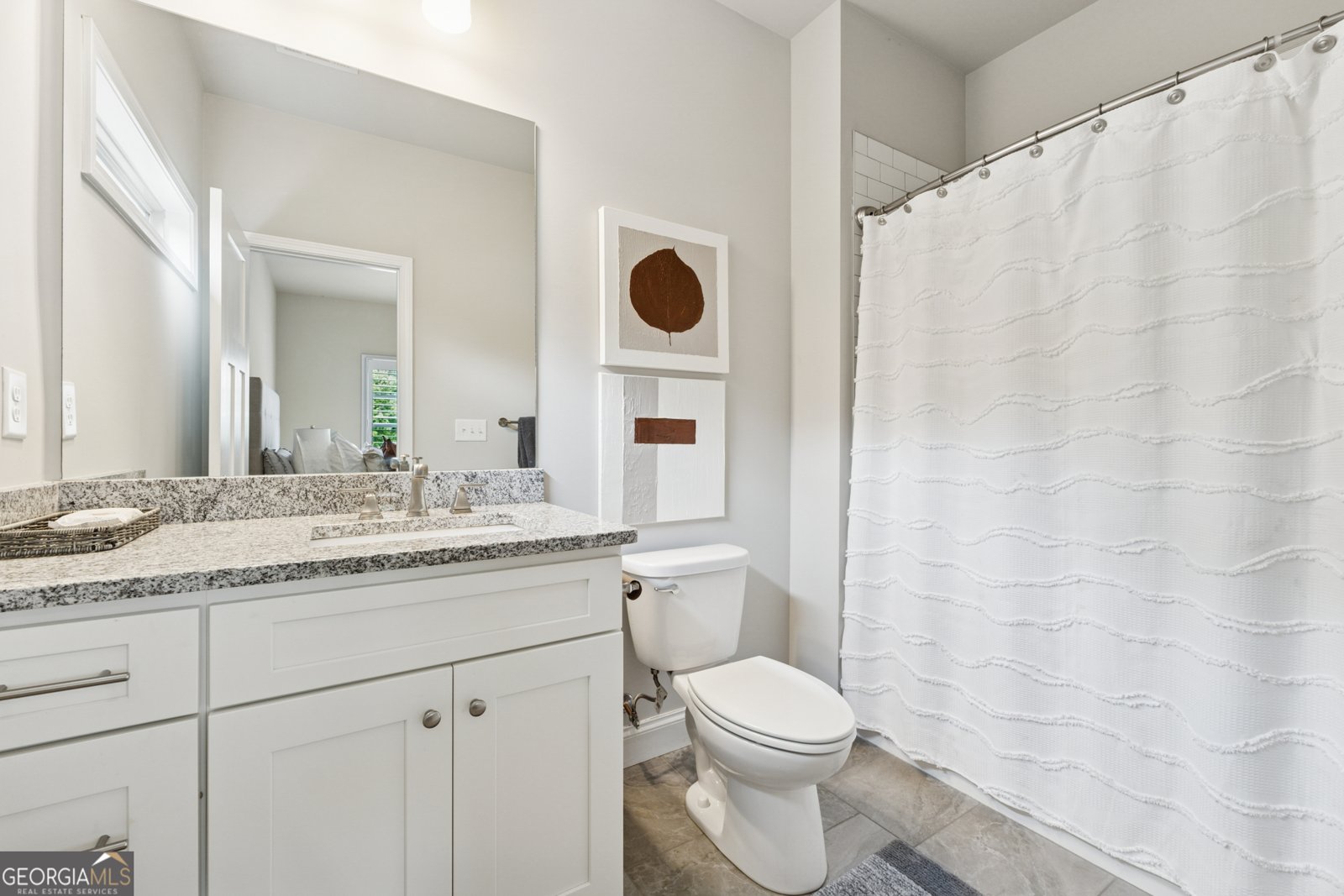 3998 Commodore Drive Atlanta - 25