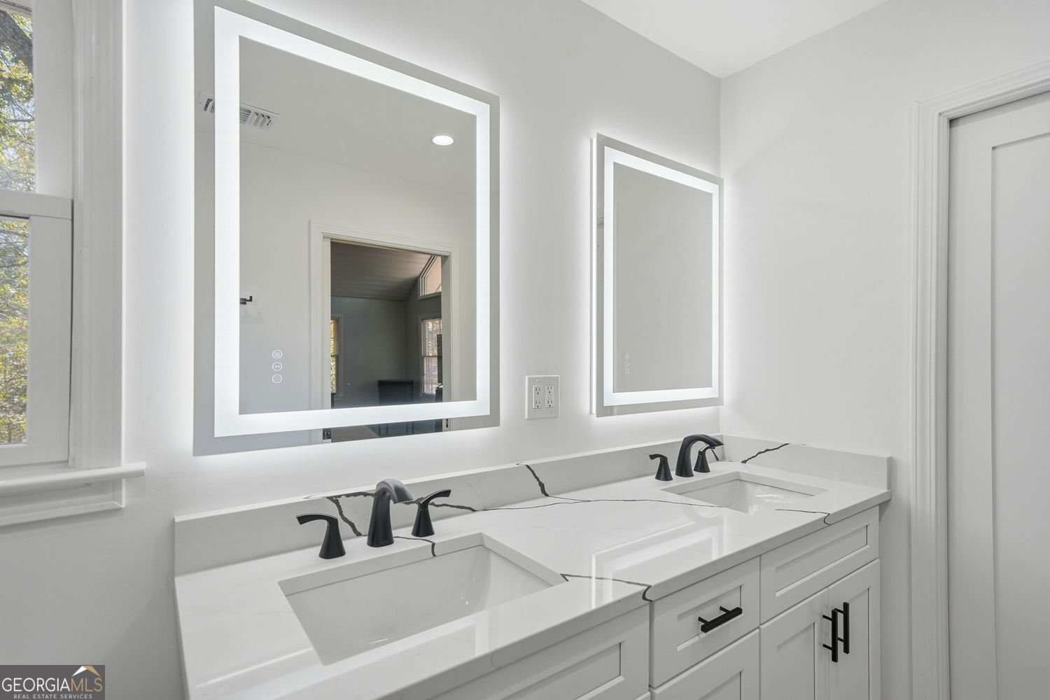 1050 Lakemont Trace Roswell - 29