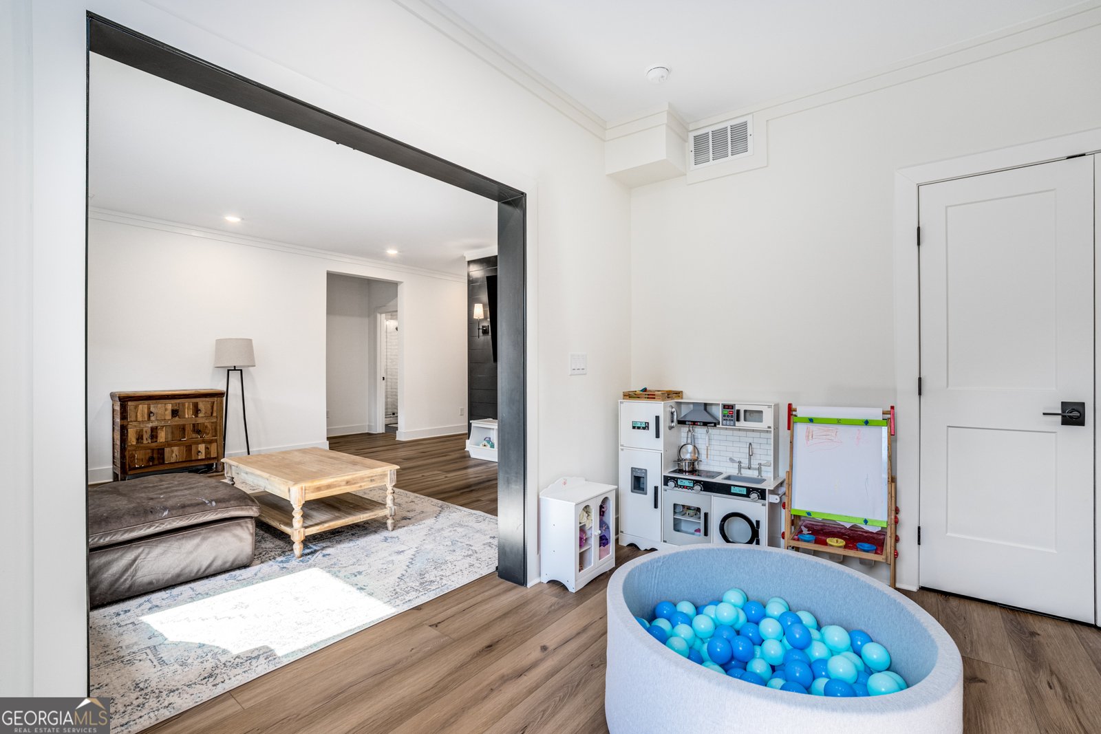 520 Walden Glen Lane Alpharetta - 37