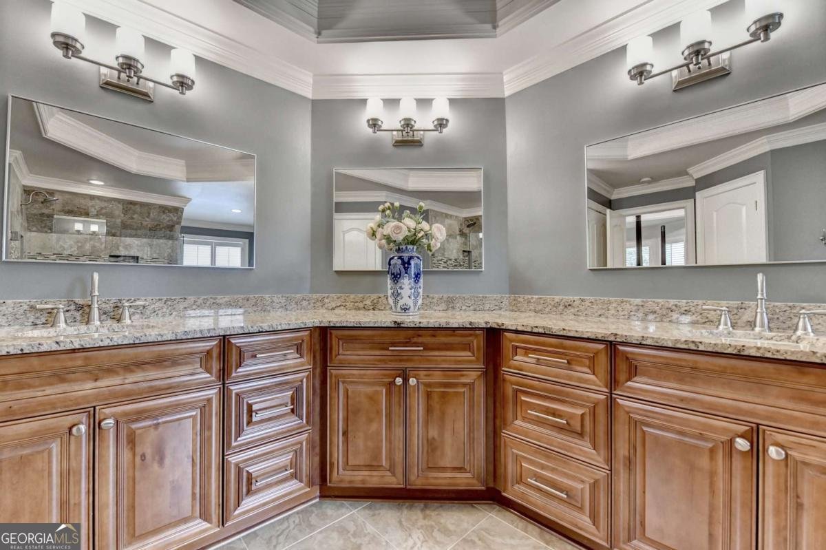5945 Somerset Court Suwanee - 27