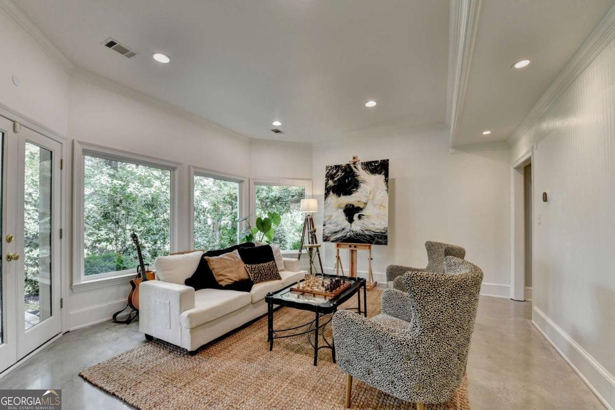 5945 Somerset Court Suwanee - 37