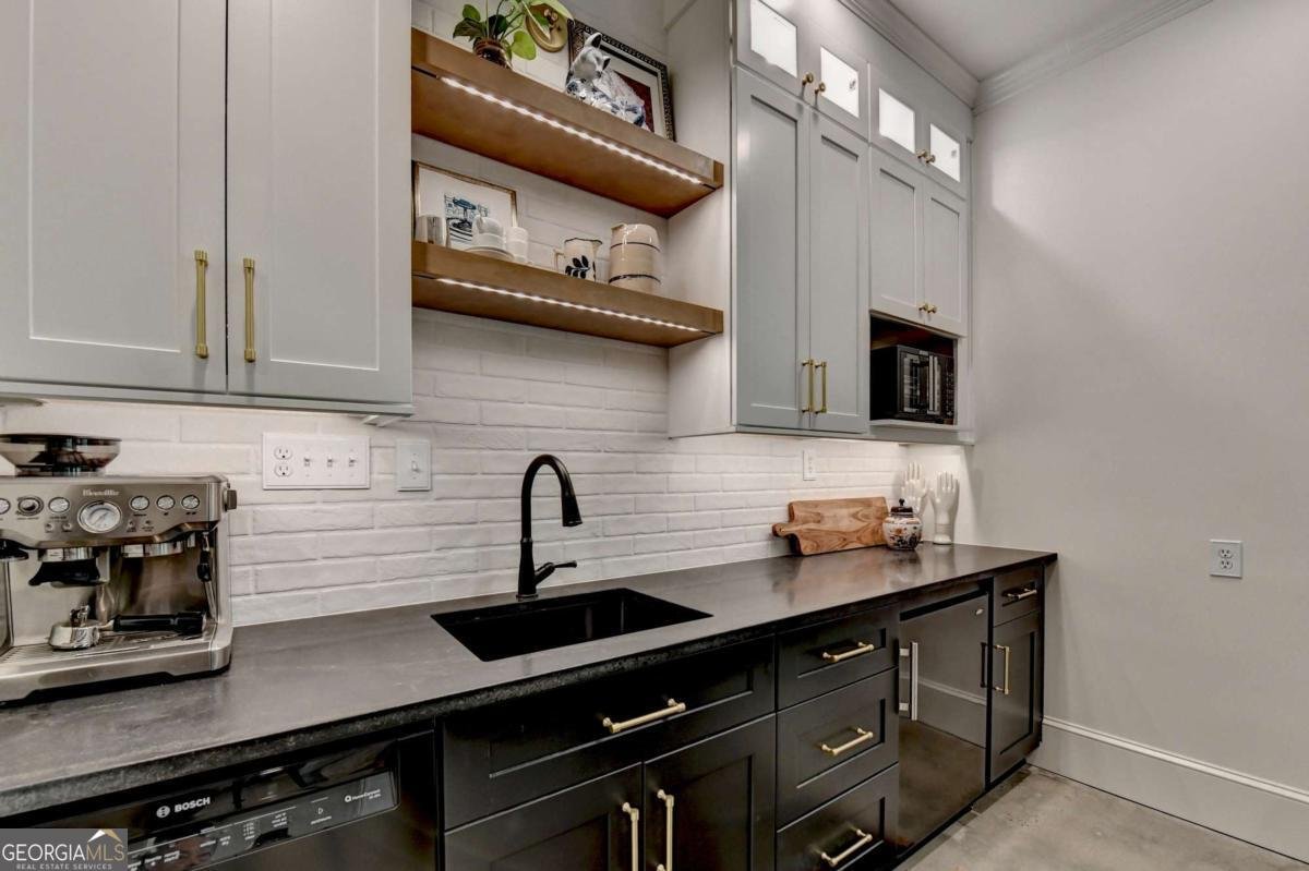5945 Somerset Court Suwanee - 43