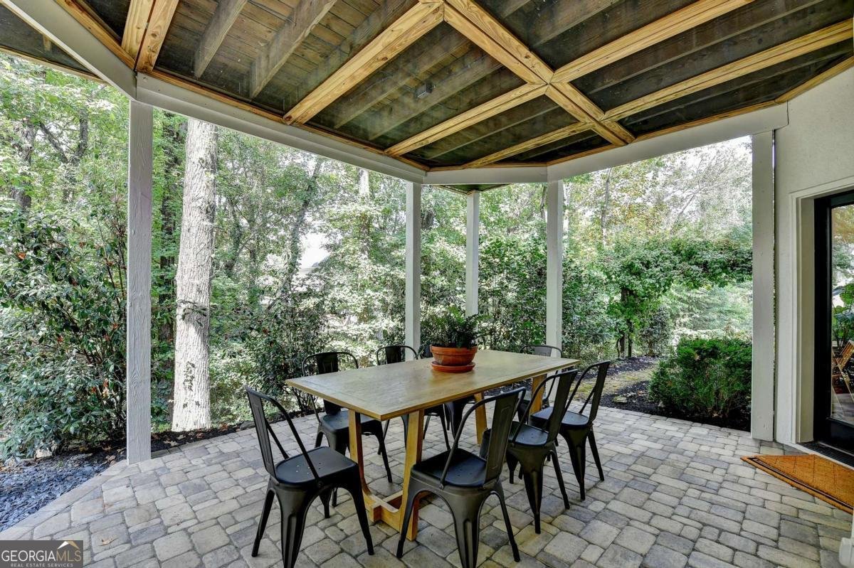5945 Somerset Court Suwanee - 9