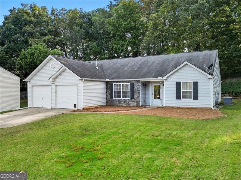 8455 RIVER BLUFF Place Ball Ground - 2