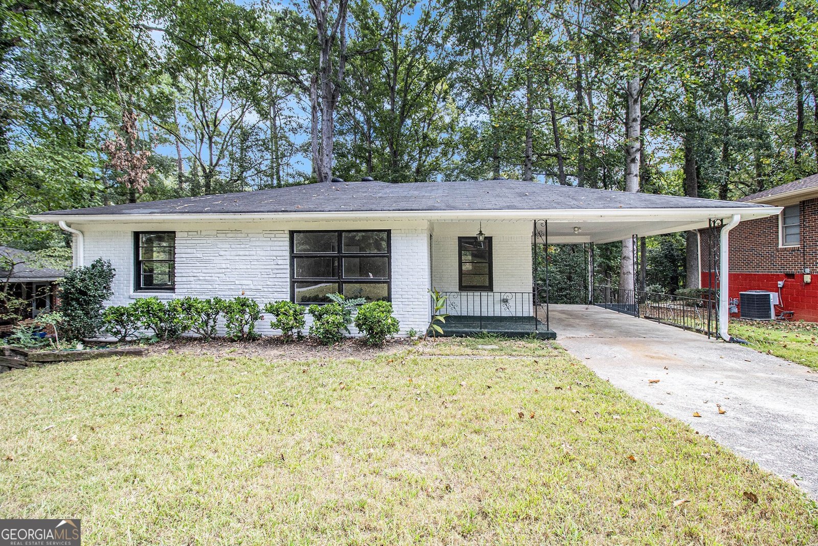 2550 Graywall Street East Point - 1