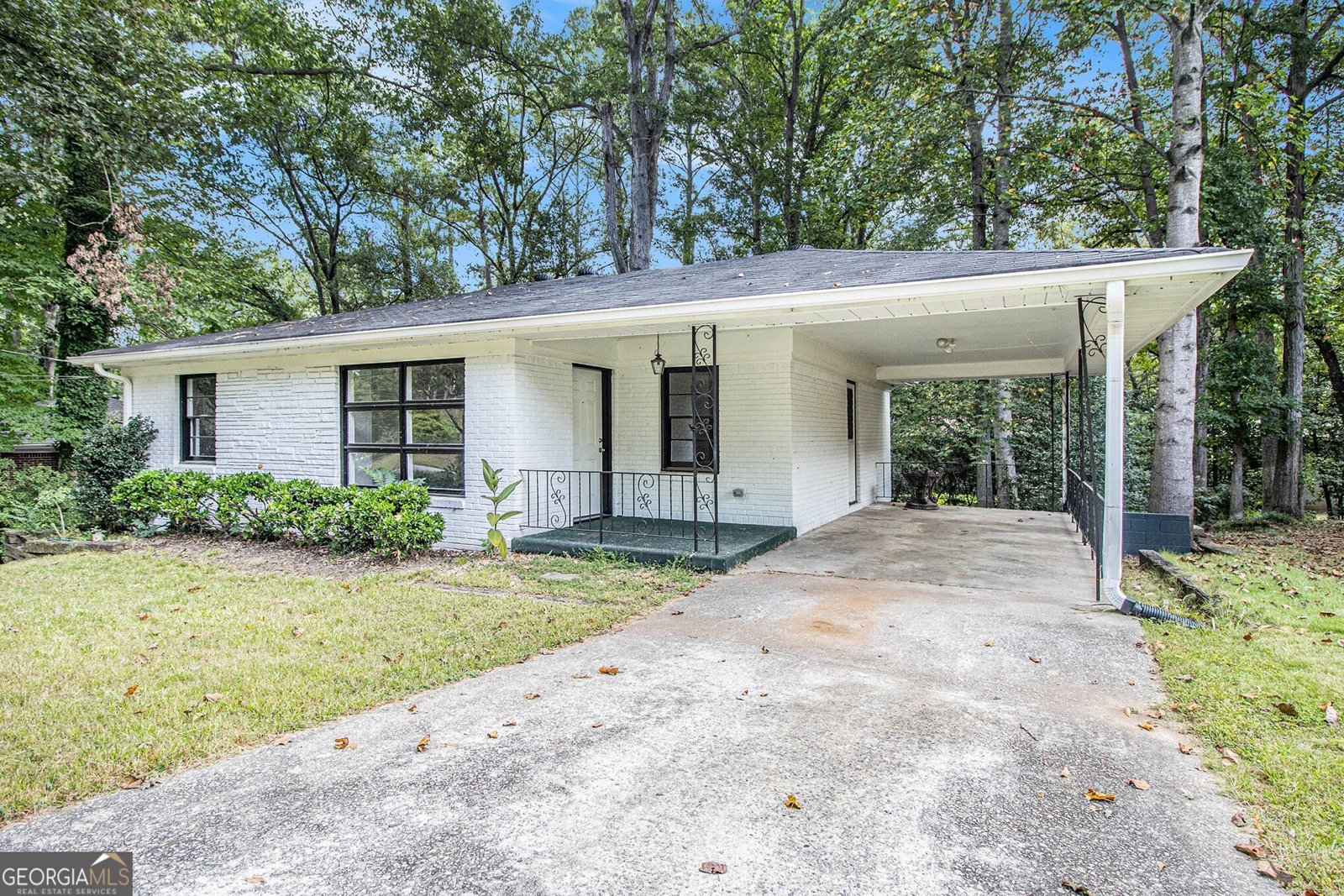 2550 Graywall Street East Point - 6