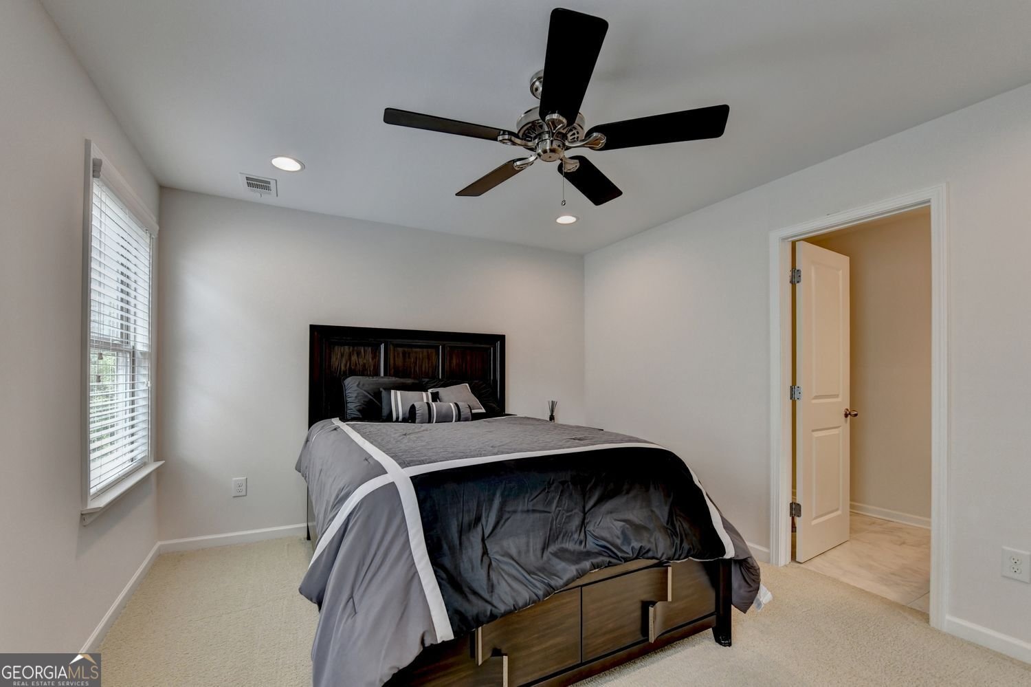 115 Marlow Drive Woodstock - 57