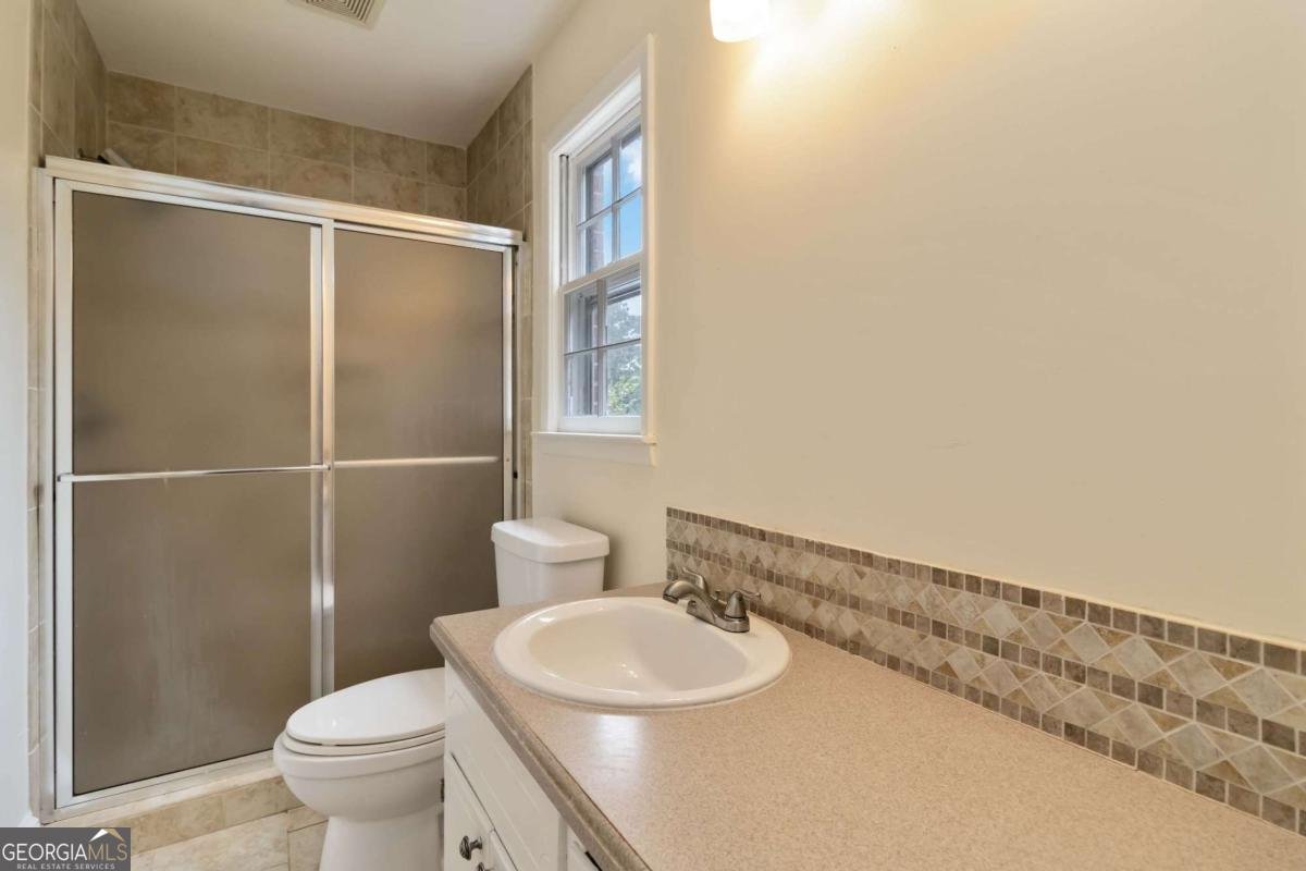 5524 Laurel Lane Lilburn - 30