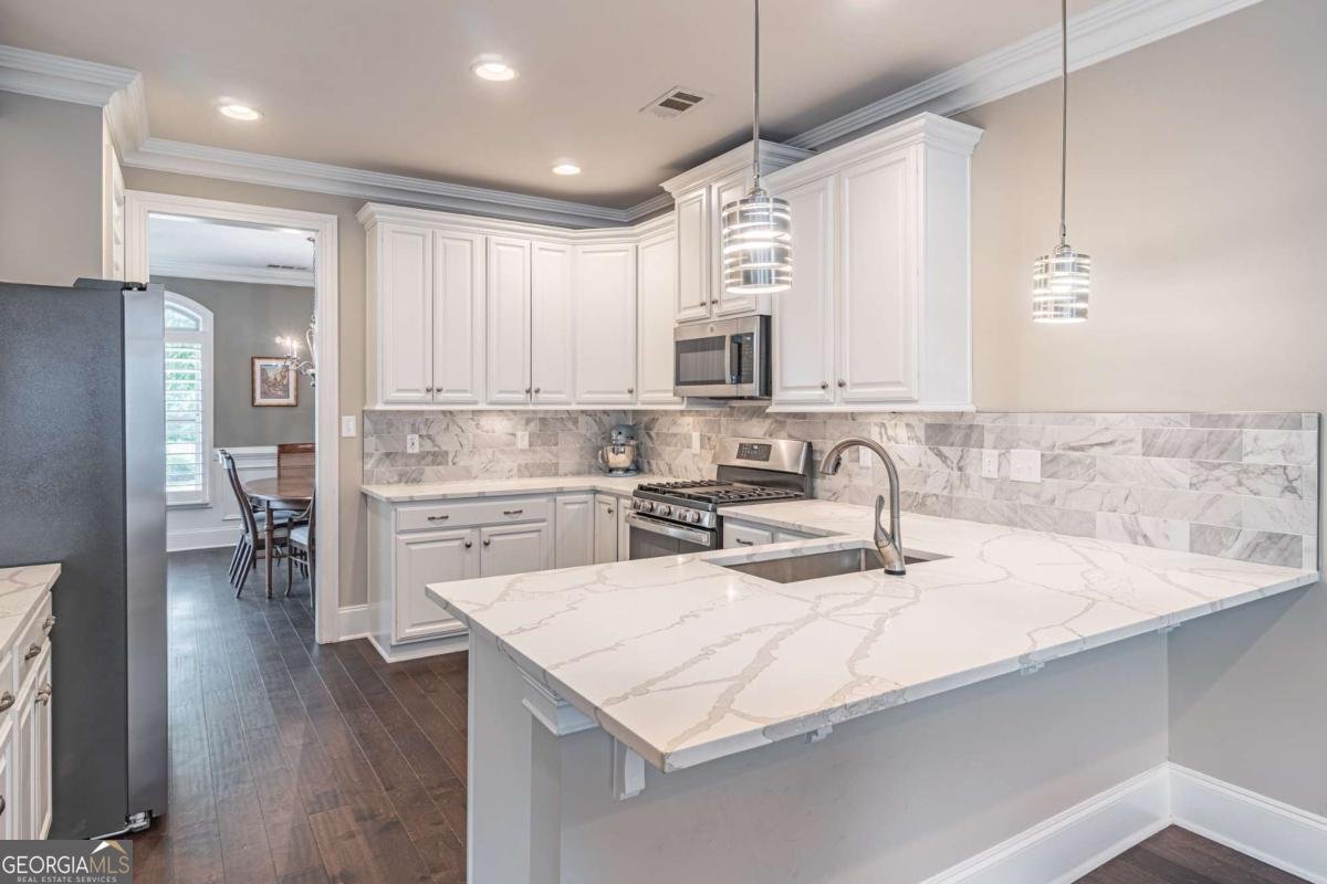 4166 Baverton Drive Suwanee - 17